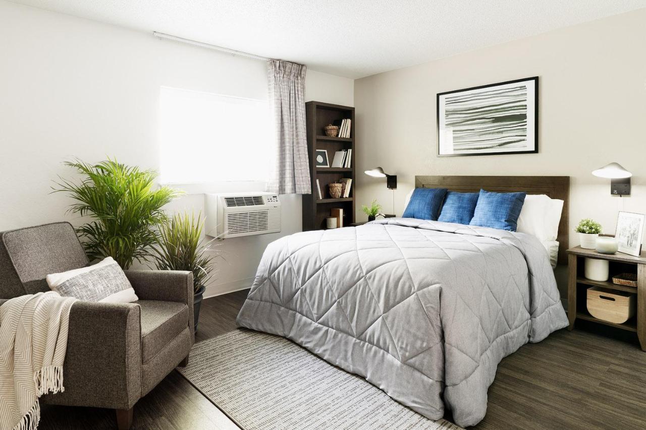 Intown Suites Extended Stay Minneapolis Mn - バーンズビル エクステリア 写真
