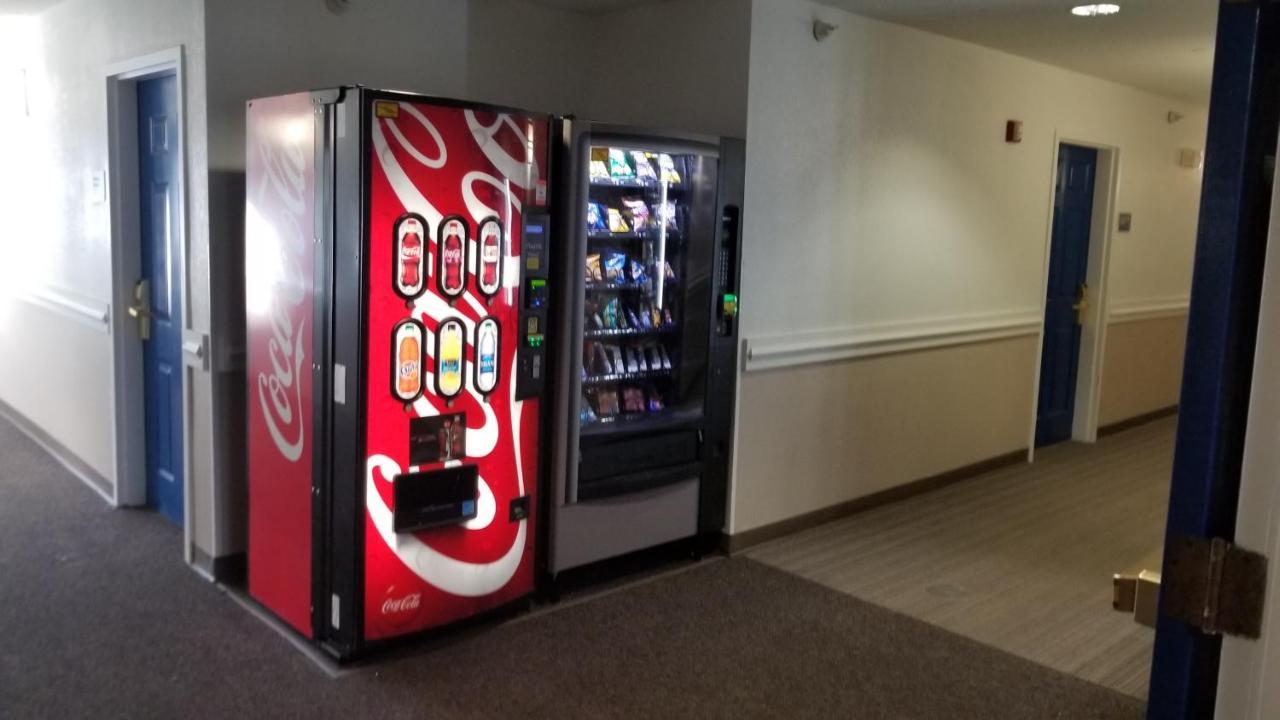 Intown Suites Extended Stay Minneapolis Mn - バーンズビル エクステリア 写真